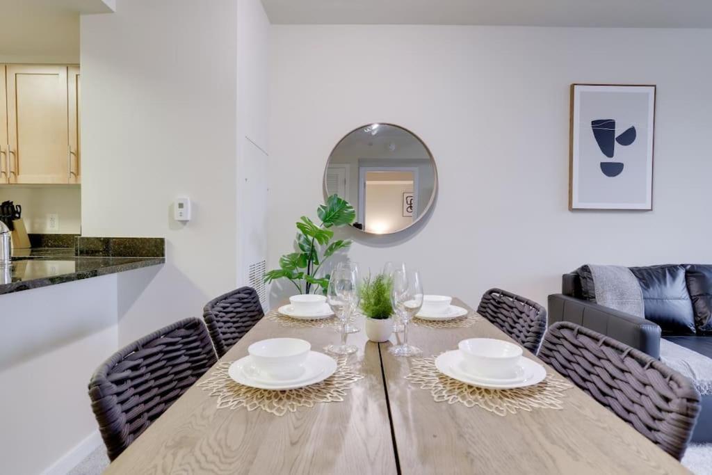 Condo With Gym And Pool In Pentagon City 8Min To Dca Arlington Esterno foto