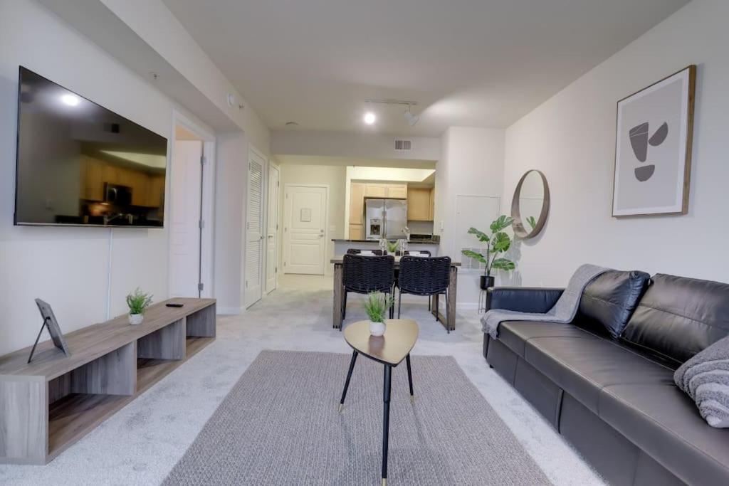 Condo With Gym And Pool In Pentagon City 8Min To Dca Arlington Esterno foto