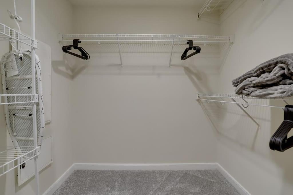 Condo With Gym And Pool In Pentagon City 8Min To Dca Arlington Esterno foto