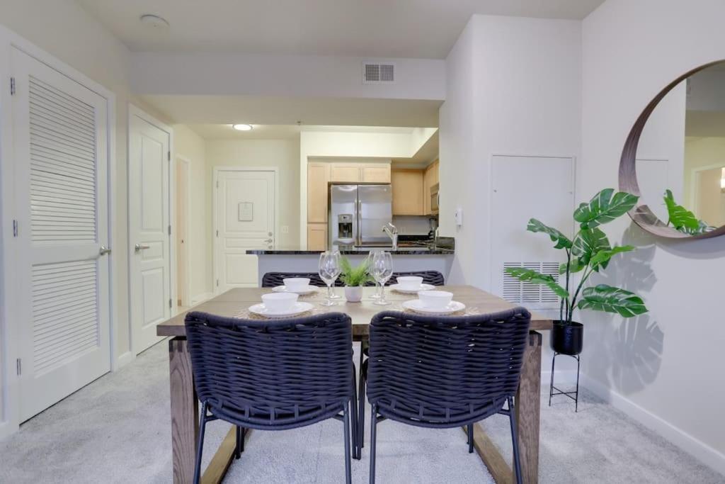 Condo With Gym And Pool In Pentagon City 8Min To Dca Arlington Esterno foto