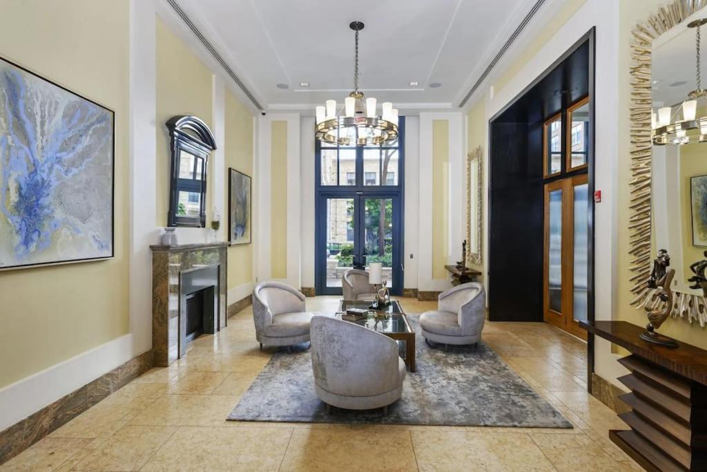 Condo With Gym And Pool In Pentagon City 8Min To Dca Arlington Esterno foto