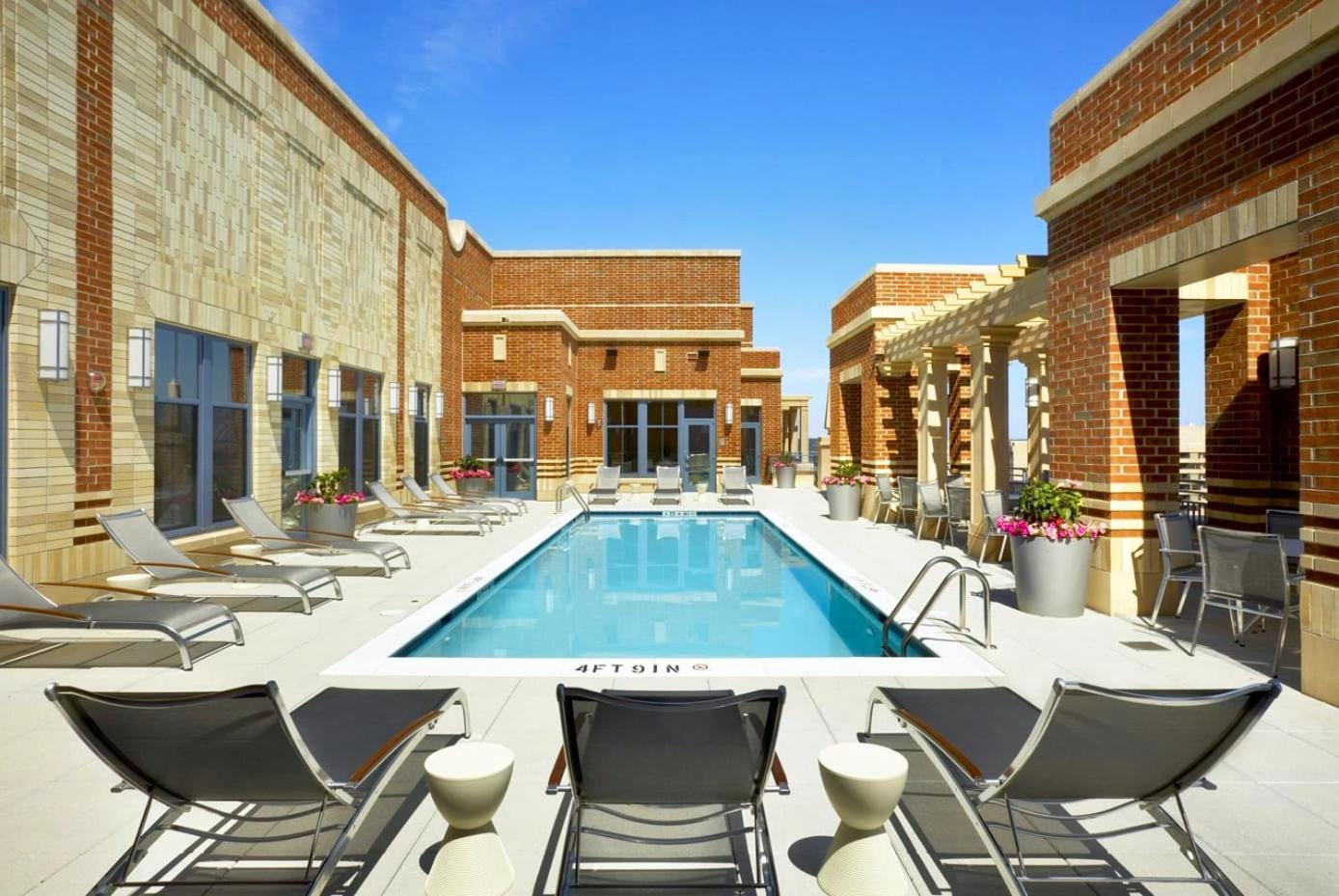 Condo With Gym And Pool In Pentagon City 8Min To Dca Arlington Esterno foto